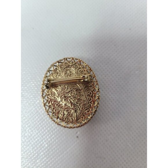 Vintage Floral Cameo Brooch Pin Porcelain Victorian Style Gold Tone Frame Oval - Picture 2 of 4